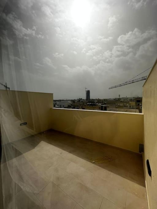 Апартаменты Duplex Penthouse In Gzira Sleeps 6 Экстерьер фото