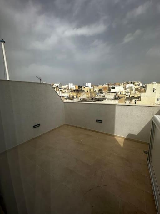 Апартаменты Duplex Penthouse In Gzira Sleeps 6 Экстерьер фото