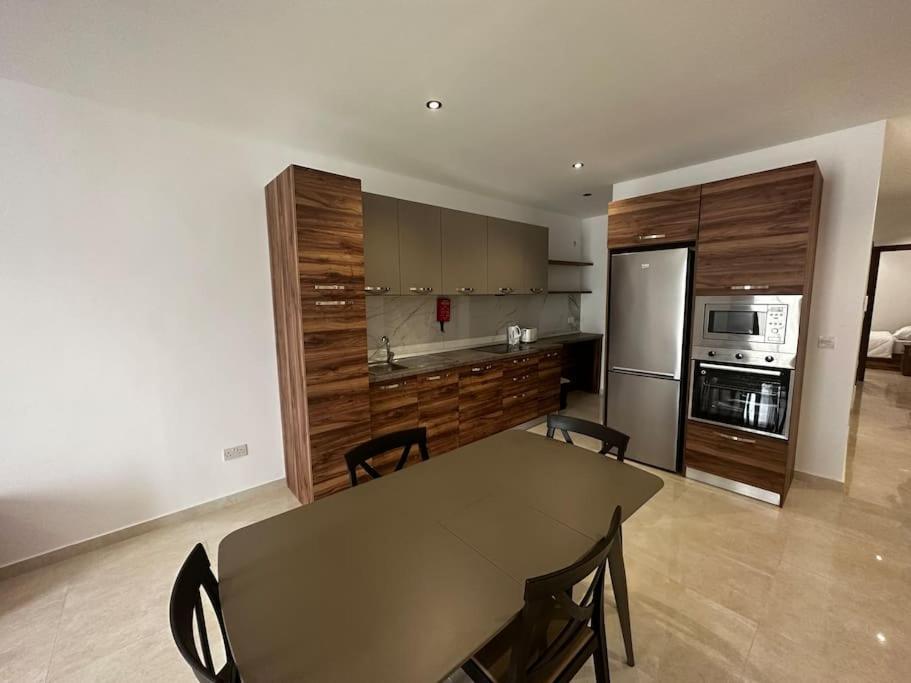 Апартаменты Duplex Penthouse In Gzira Sleeps 6 Экстерьер фото